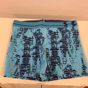 Under armor spandex. Like new!